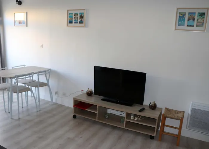 Apt 4 Couchages Proche Plage Dans Residence