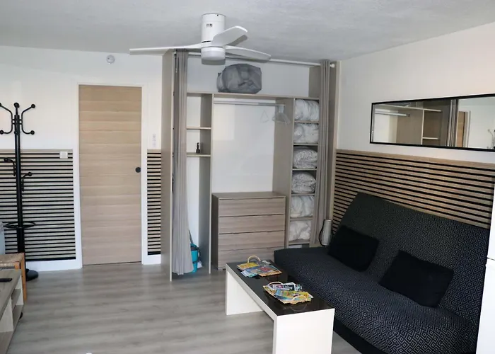 Apt 4 Couchages Proche Plage Dans Residence